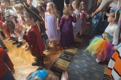 33c4d3aa-9d77-4e7a-acee-49f2548b2082