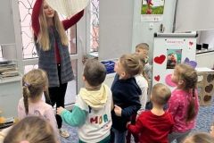 f12da9d7-9248-4479-b203-fdeada9e6068