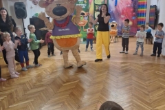 2c461b05-1b53-4ce0-adc8-44bbb02e26fd