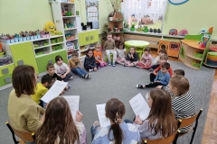 4daa1f43-b402-4704-b990-486e77928e80