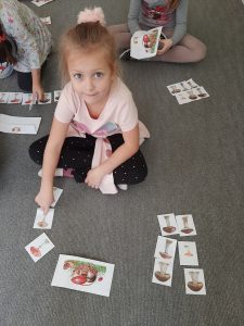 Grzybobranie- rozróżniamy grzyby jadalne i trujące