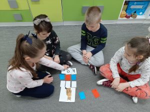 Poznajemy literę ,,K" ,,k"