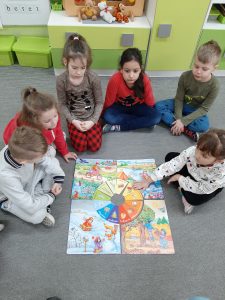 Witamy Nowy Rok- poznajemy nazwy miesięcy, pór roku i dni tygodnia 