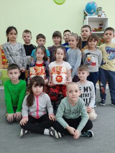  Urodziny Karoliny i Kingi- życzymy Wszystkiego Najlepszego, dużo zdrowia i spełnienia marzeń!!! - gr V Żabki 