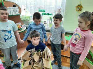 Urodziny Jasia - najlepsze życzenia składają koleżanki i koledzy 