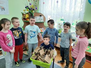 Urodziny Jasia - najlepsze życzenia składają koleżanki i koledzy 
