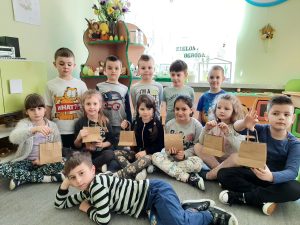 Urodziny Jasia - najlepsze życzenia składają koleżanki i koledzy 