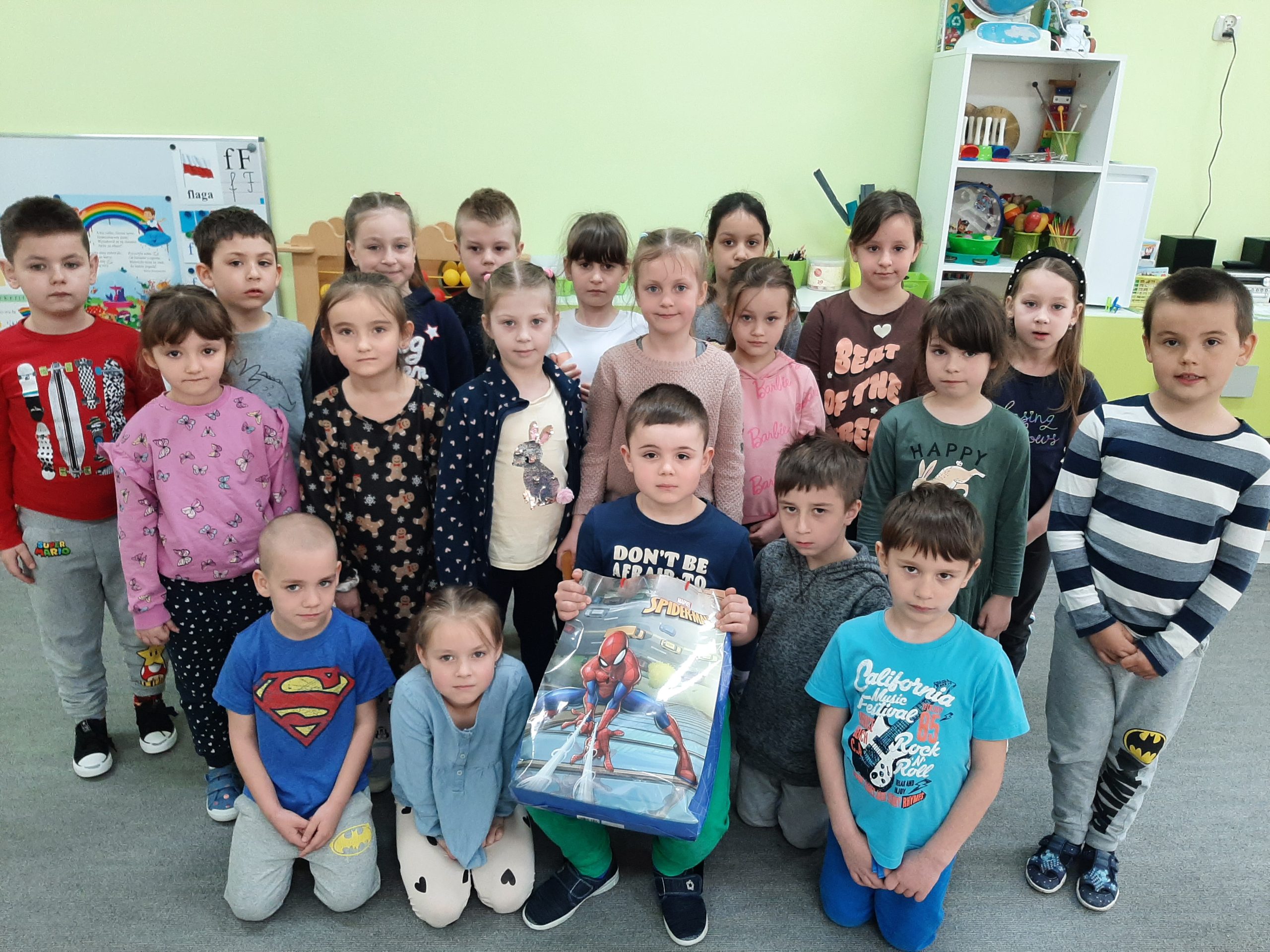 Urodziny Leona- samych radosnych i pogodnych dni życzą koleżanki i koledzy
