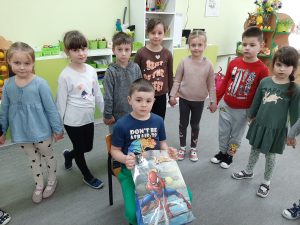 Urodziny Leona- samych radosnych i pogodnych dni życzą koleżanki i koledzy 